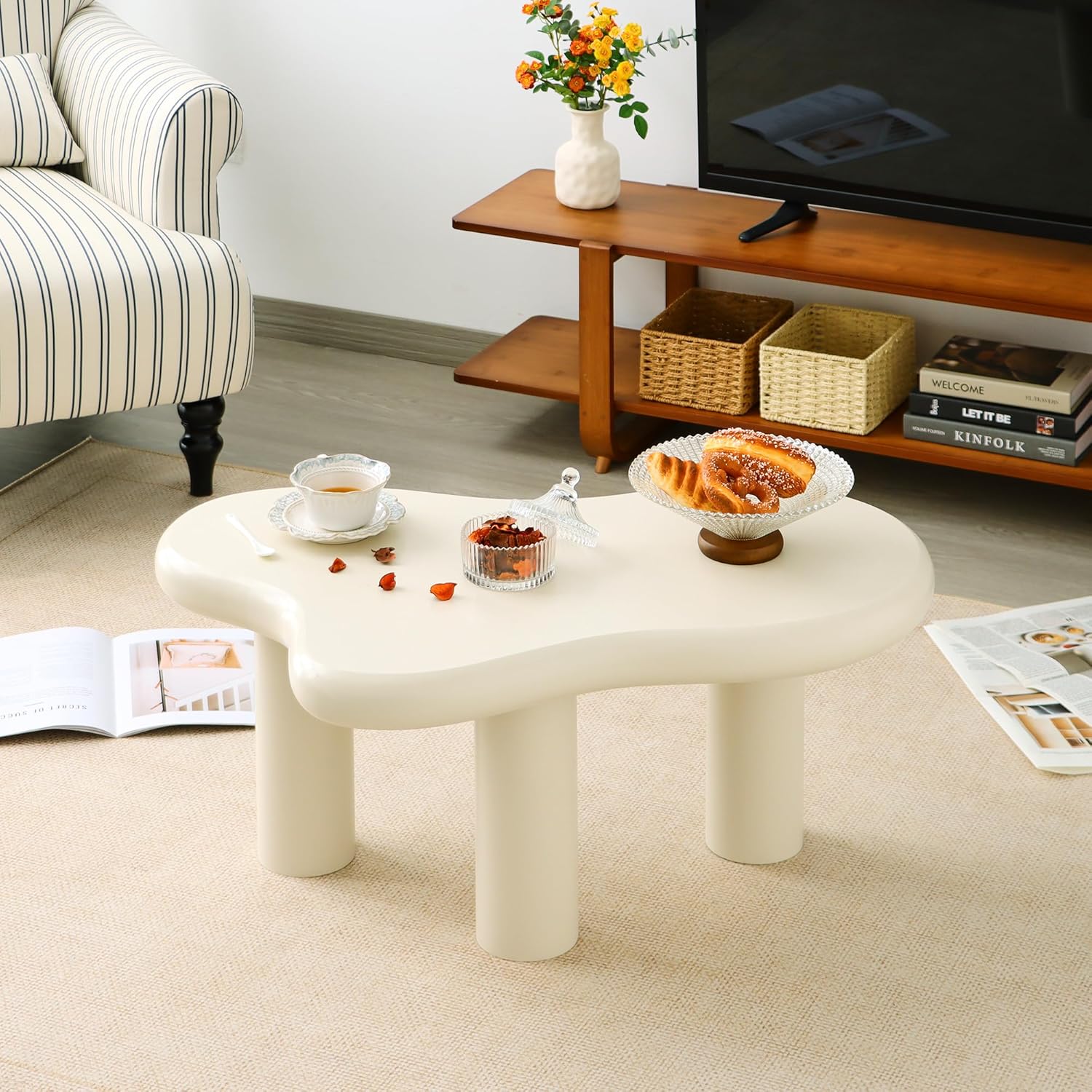 Cloud Coffee Table, Modern 3-Leg Accent Table for Living Room