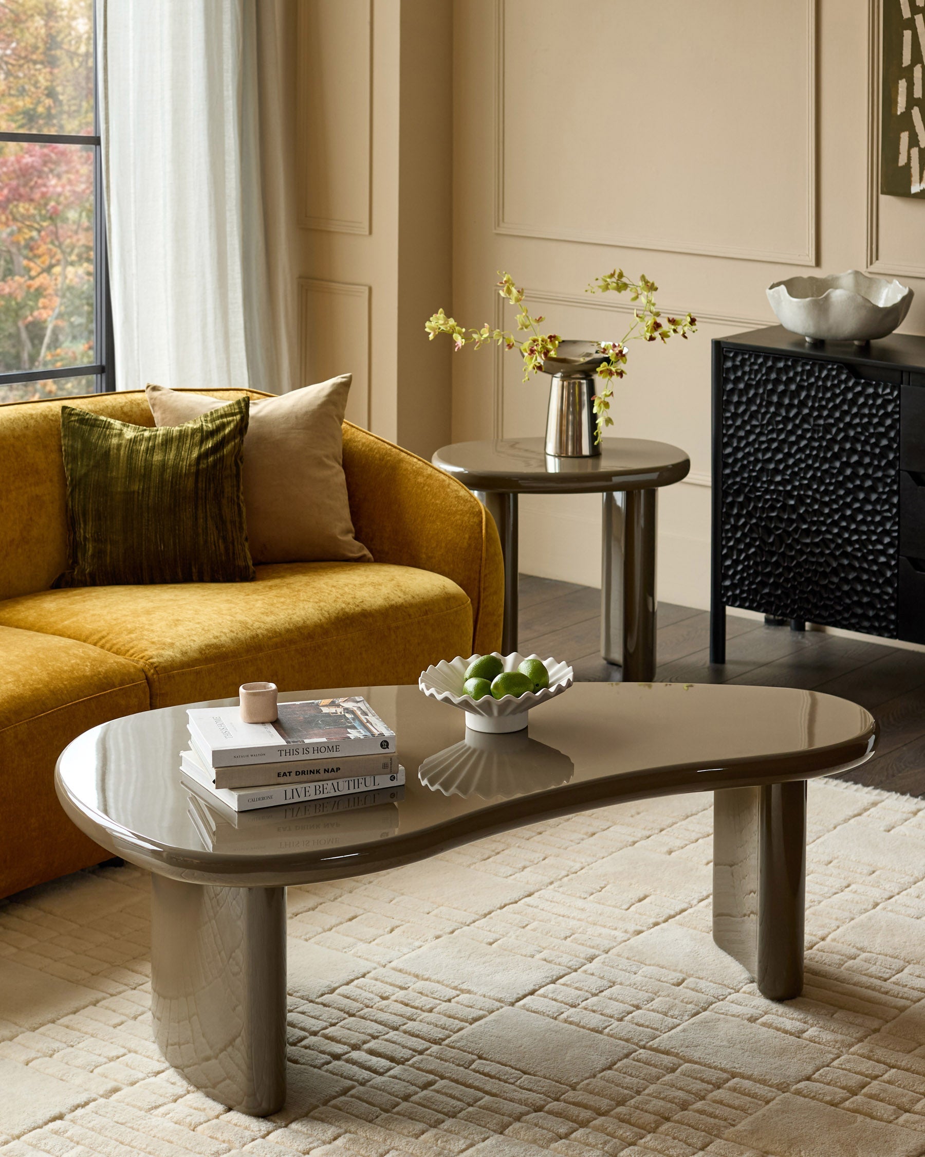 Gloss Coffee Table for Modern Living Rooms