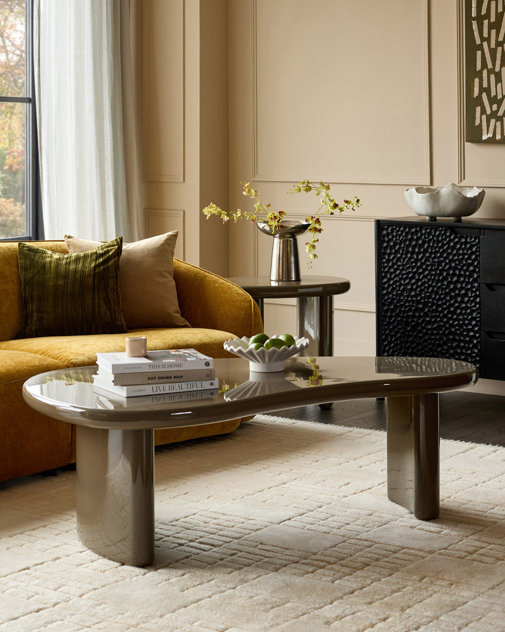Gloss Coffee Table for Modern Living Rooms