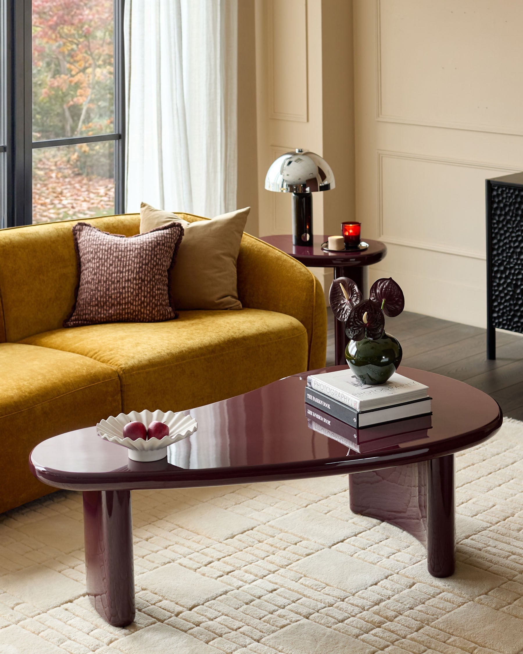 Gloss Coffee Table for Modern Living Rooms