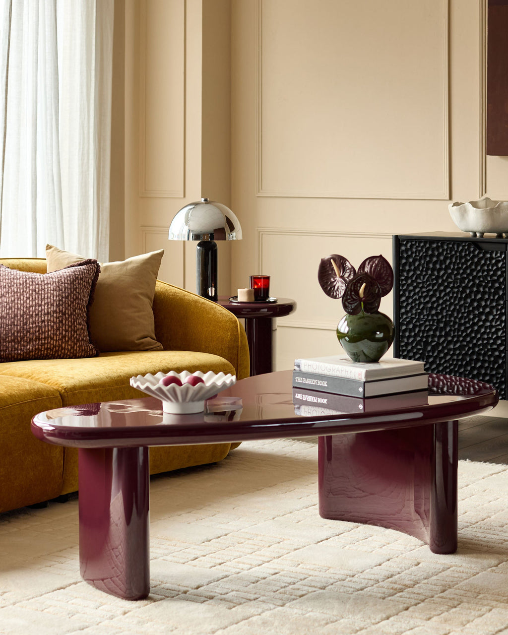Gloss Coffee Table for Modern Living Rooms